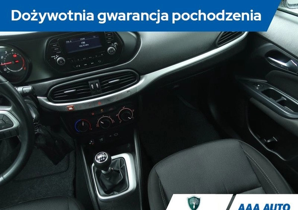 Fiat Tipo cena 50000 przebieg: 77966, rok produkcji 2018 z Kęty małe 191